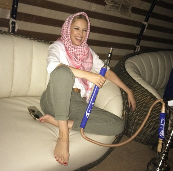 النجمة كيلي مينوغ تحلق في سماء بطولة كاس دبي العالمية صورة رقم 14 النجمة كيلي مينوغ تحلق في سماء بطولة كاس دبي العالمية صورة رقم 14