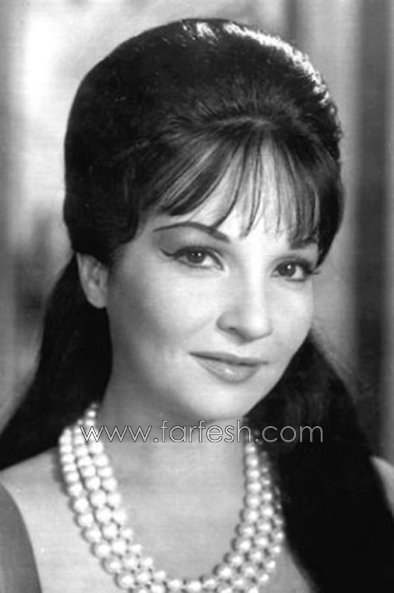 صور نادرة للمطربة انغام في طفولتها مع الفنانة المعتزلة شادية والمطرب عماد عبد الحليم صورة رقم 12