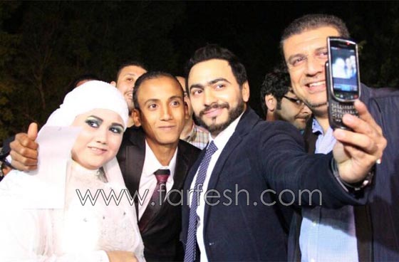 صور تامر حسني يتبرع لكل عروسين في حفل دار الايتام بـ 5 آلاف جنيه صورة رقم 1 صور تامر حسني يتبرع لكل عروسين في حفل دار الايتام بـ 5 آلاف جنيه صورة رقم 1
