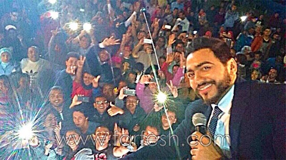 صور تامر حسني يتبرع لكل عروسين في حفل دار الايتام بـ 5 آلاف جنيه صورة رقم 15 صور تامر حسني يتبرع لكل عروسين في حفل دار الايتام بـ 5 آلاف جنيه صورة رقم 15
