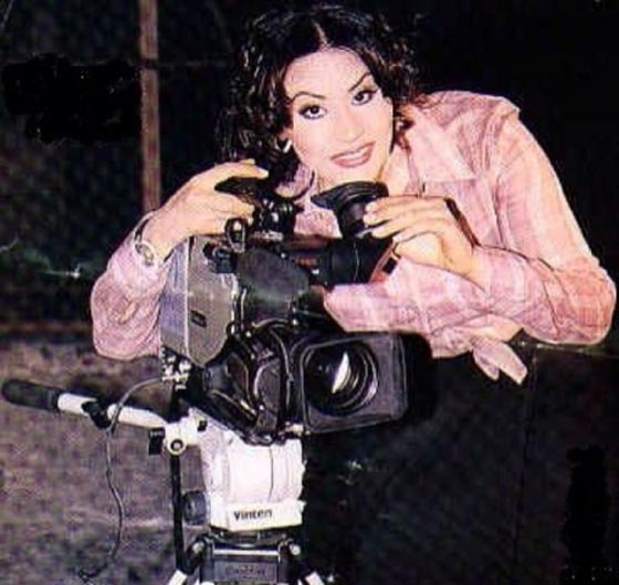 صور نادرة وقديمة للفنانة احلام بدون مكياج.. لن تصدق الفرق صورة رقم 36 صور نادرة وقديمة للفنانة احلام بدون مكياج.. لن تصدق الفرق صورة رقم 36