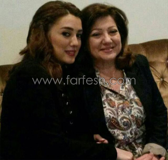 كندة علوش ترد بذكاء على متابع شبهها في طفولتها بـ (بنت شحاتة)  صورة رقم 5