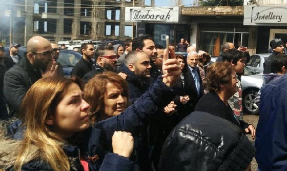 فبدبو صور جنازة عصام بريدي والعائلة تعتبر انه عريس وتزفه بالموسيقى صورة رقم 24 فبدبو صور جنازة عصام بريدي والعائلة تعتبر انه عريس وتزفه بالموسيقى صورة رقم 24