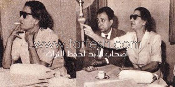 صور نادرة: ام كلثوم في وصلة خناق ونقاش حادّ وهي تدخن سيجارة   صورة رقم 2