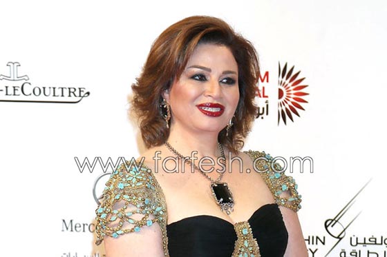 صور: فنانات عربيات يخضعن لعلاج طبيب نفسي صورة رقم 2 صور: فنانات عربيات يخضعن لعلاج طبيب نفسي صورة رقم 2