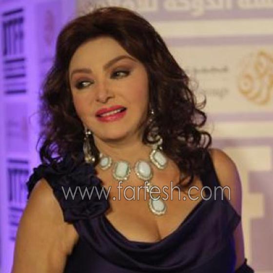 بعد ما كبر وشاب: فيديو رقص شرقي للنجمة نبيلة عبيد بعد ان تجاوزت السبعين صورة رقم 1 بعد ما كبر وشاب: فيديو رقص شرقي للنجمة نبيلة عبيد بعد ان تجاوزت السبعين صورة رقم 1
