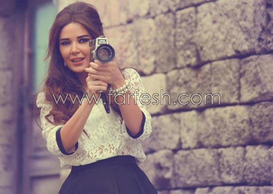 صور سيرين عبد النور في طفولتها تثبت عدم خضوعها لعمليات تجميل صورة رقم 3 صور سيرين عبد النور في طفولتها تثبت عدم خضوعها لعمليات تجميل صورة رقم 3