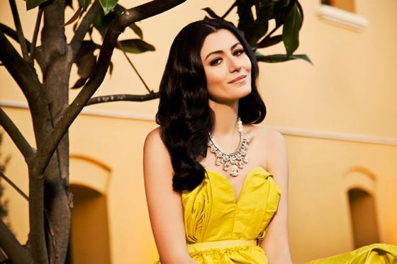 صور.. قاتل الفنانة التركية ديير دينيز حاول السرقة ولما فاجأته خنقها صورة رقم 6