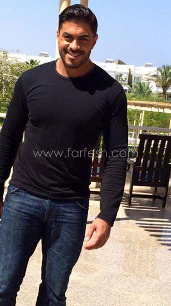 صورة ابنة خالد سليم الثانية والجمهور يتساءل عن سر الشارب صورة رقم 7