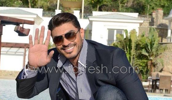 صورة ابنة خالد سليم الثانية والجمهور يتساءل عن سر الشارب صورة رقم 4