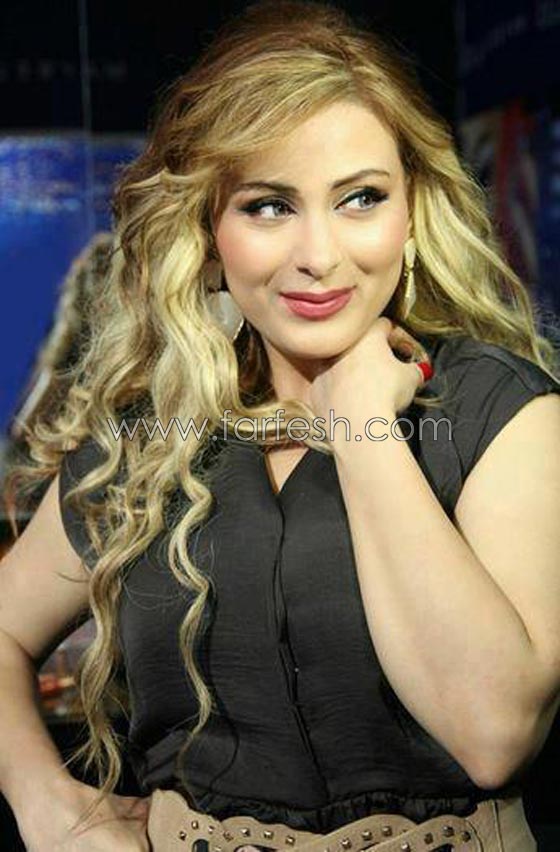 صور سلاف فواخرجي وفرح يوسف في الفراش.. ايهما اجمل؟ صورة رقم 8 صور سلاف فواخرجي وفرح يوسف في الفراش.. ايهما اجمل؟ صورة رقم 8