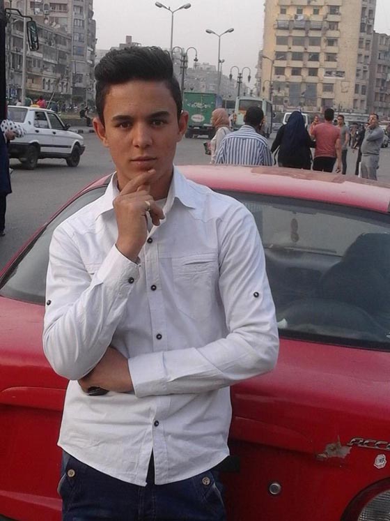 فيديو اغنية (انا لو عليا) يثير الضحك والسخرية والمغني يقارن نفسه بـ (تامر حسني) صورة رقم 11