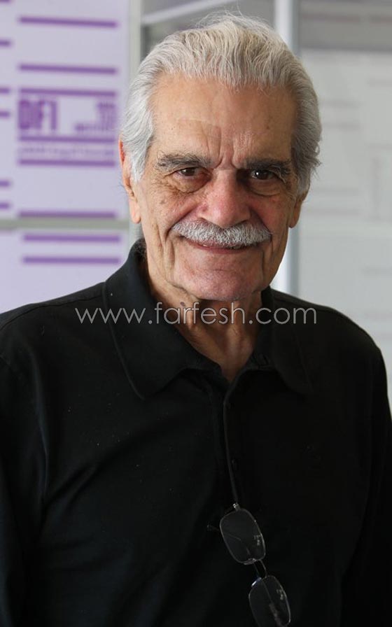 عمر الشريف مصاب بمرض الزهايمر وينسى انه نجم عالمي صورة رقم 5
