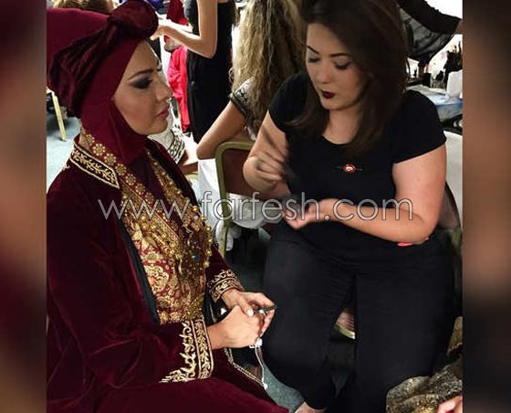 بالصور.. لاميتا فرنجية بالحجاب في عرض ازياء اسلامي صورة رقم 4