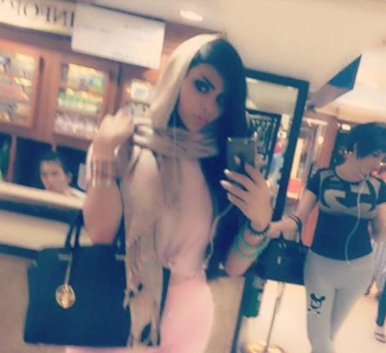 صورة تهز مفاهيم الجاذبية.. الوجه لهيفاء والجسم لمريام.. والوجود لرجل!! صورة رقم 3