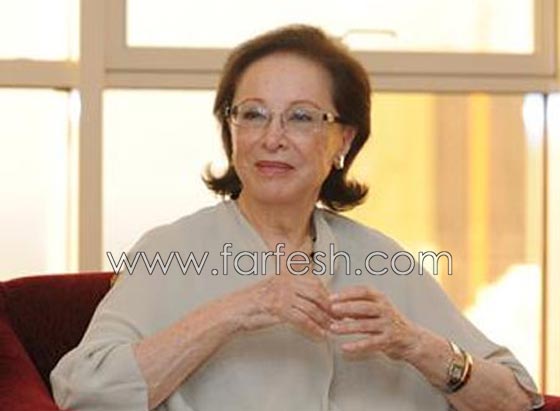 بالدموع والاهات.. رفيق درب فاتنة حمامة يحتفل بعيد ميلادها الـ 84.. قرب ضريحها صورة رقم 4 بالدموع والاهات.. رفيق درب فاتنة حمامة يحتفل بعيد ميلادها الـ 84.. قرب ضريحها صورة رقم 4
