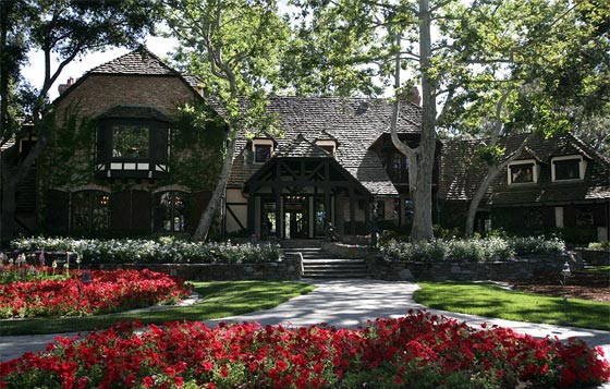 صور.. منزل اسطورة البوب مايكل جاكسون للبيع بـ 100 مليون دولار صورة رقم 12 صور.. منزل اسطورة البوب مايكل جاكسون للبيع بـ 100 مليون دولار صورة رقم 12