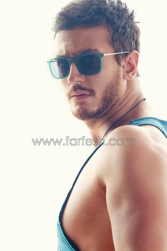 فيديو.. النجم الذي اقتحم بلاد العرب بأغنية اثناء مشاركته في سوبر ستار صورة رقم 6 فيديو.. النجم الذي اقتحم بلاد العرب بأغنية اثناء مشاركته في سوبر ستار صورة رقم 6