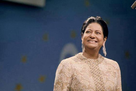 صور فنانات سينما الابيض والاسود بألوان 2015 صورة رقم 46