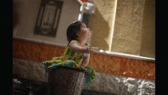  صور فنانين من فلسطين، سوريا، العراق وليبيا يحوّلون دخان القنابل الى لوحات فنية إبداعية صورة رقم 9
