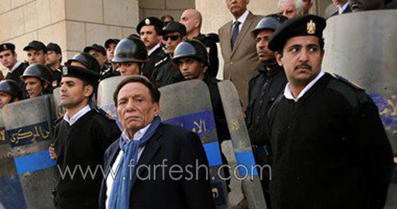 هجوم على عادل امام ومطالبات بوقف مسلسل (استاذ ورئيس قسم) صورة رقم 1 هجوم على عادل امام ومطالبات بوقف مسلسل (استاذ ورئيس قسم) صورة رقم 1