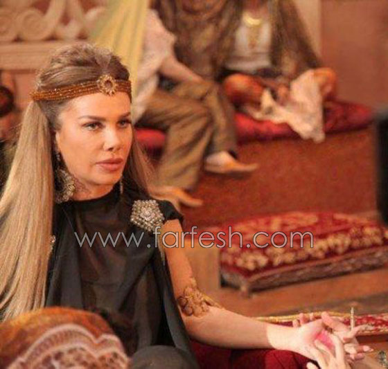 مسلسلات رمضان: صور الفنانات يتسابقن لشد الوجه، تكبير الشفاه ونفخ الوجنتين! صورة رقم 6 مسلسلات رمضان: صور الفنانات يتسابقن لشد الوجه، تكبير الشفاه ونفخ الوجنتين! صورة رقم 6
