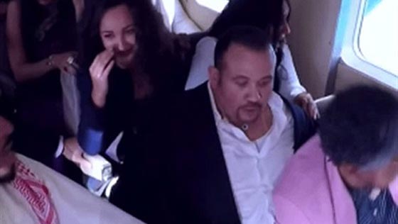 رد رامز جلال على فيديو مفبرك مع هشام عباس في (رامز واكل الجو) صورة رقم 1 رد رامز جلال على فيديو مفبرك مع هشام عباس في (رامز واكل الجو) صورة رقم 1