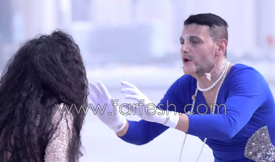 دوللي شاهين لجمهورها: رامز جلال طلعني عن شعوري .. آسفة صورة رقم 4