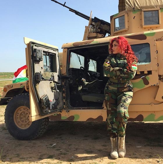 أغاني نجمة البوب الكردية تشحن المقاتلين ضد تنظيم داعش بالعزيمة صورة رقم 8