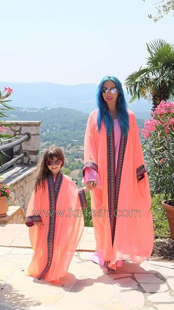 بالصور.. نجمات عربيات ينشرن صورا مع طفلاتهن بلوك مطابق صورة رقم 5 بالصور.. نجمات عربيات ينشرن صورا مع طفلاتهن بلوك مطابق صورة رقم 5