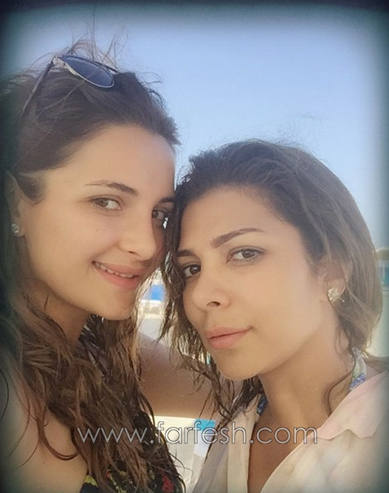 صور اصالة مع ابنتها شام على البحر بدون ماكياج صورة رقم 2 صور اصالة مع ابنتها شام على البحر بدون ماكياج صورة رقم 2