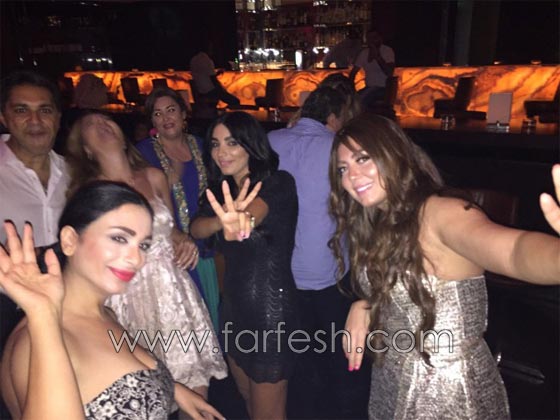 صور زفاف الفنانة رانيا فريد شوقي إلى رجل أعمال صورة رقم 10 صور زفاف الفنانة رانيا فريد شوقي إلى رجل أعمال صورة رقم 10