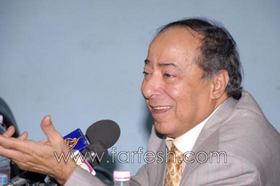 نفي شائعات حول تدهور الوضع الصحي للنجم صلاح السعدني صورة رقم 3 نفي شائعات حول تدهور الوضع الصحي للنجم صلاح السعدني صورة رقم 3
