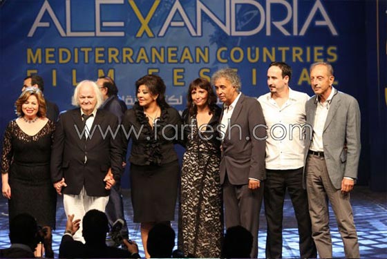 بالصور.. اطلالات النجوم بمهرجان السينما في مواجهة الارهاب صورة رقم 5 بالصور.. اطلالات النجوم بمهرجان السينما في مواجهة الارهاب صورة رقم 5