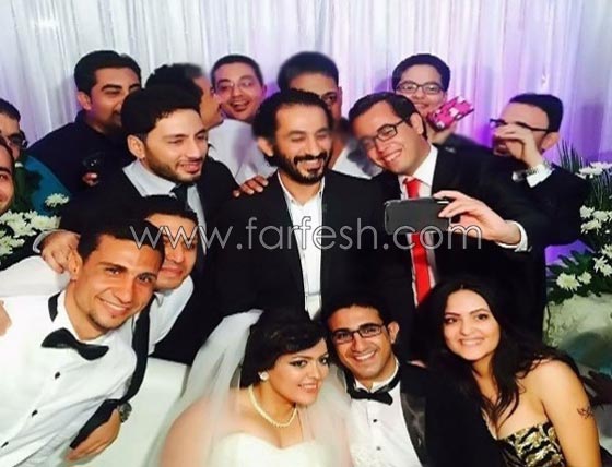 شبيه احمد حلمي يحقق حلمه بحضور النجم المصري حفل زفافه صورة رقم 2 شبيه احمد حلمي يحقق حلمه بحضور النجم المصري حفل زفافه صورة رقم 2