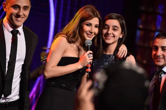 صور نانسي عجرم مع زوجها وابنتيها ايلا وميلا بدون فوتوشوب صورة رقم 25 صور نانسي عجرم مع زوجها وابنتيها ايلا وميلا بدون فوتوشوب صورة رقم 25