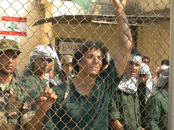 فيديو وصور: افلام مصرية تواجه الاحتلال الاسرائيلي وتدعم القضية الفلسطينية صورة رقم 18 فيديو وصور: افلام مصرية تواجه الاحتلال الاسرائيلي وتدعم القضية الفلسطينية صورة رقم 18