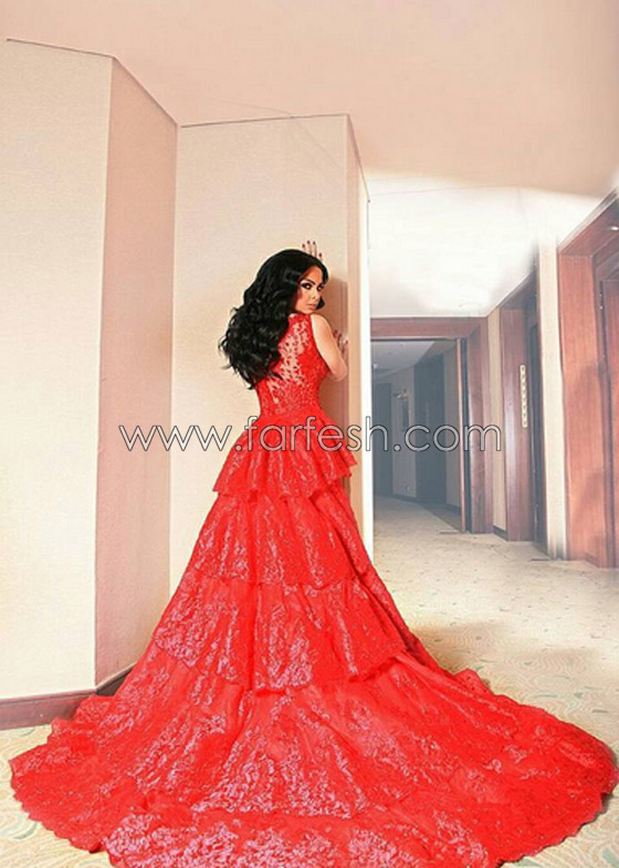 صور فنانات تألقن في العيد: اليسا، ديانا كرزون وسيرين عبد النور صورة رقم 5 صور فنانات تألقن في العيد: اليسا، ديانا كرزون وسيرين عبد النور صورة رقم 5