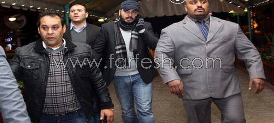 صور مشاهير عرب استعانوا بحراس شخصيين مخيفين صورة رقم 4 صور مشاهير عرب استعانوا بحراس شخصيين مخيفين صورة رقم 4