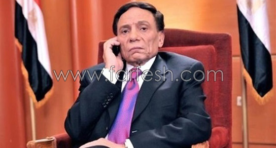 فيديو سمير غانم يحرج مذيعة طالبته بخلع الباروكة ويعلق على قبلة عادل امام لزوجته صورة رقم 11 فيديو سمير غانم يحرج مذيعة طالبته بخلع الباروكة ويعلق على قبلة عادل امام لزوجته صورة رقم 11