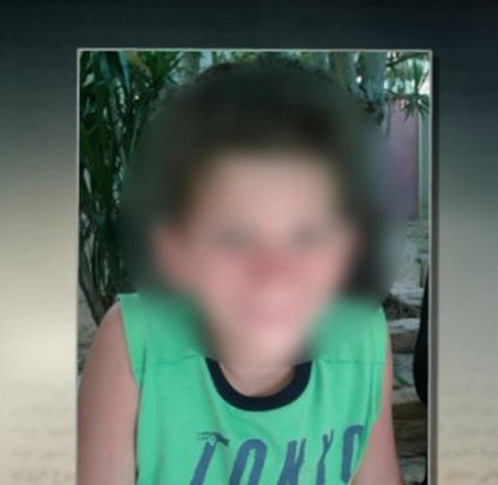 فيديو المطربة ملك نور تكشف تفاصيل اغتصاب ابنها على يد عامل نظافة صورة رقم 1 فيديو المطربة ملك نور تكشف تفاصيل اغتصاب ابنها على يد عامل نظافة صورة رقم 1