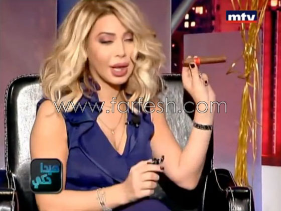 صور فنانين مدخنين رغم تحذير الاطباء: محمد منير، اصالة، هيفا، اليسا، محمد عساف والوسوف صورة رقم 5 صور فنانين مدخنين رغم تحذير الاطباء: محمد منير، اصالة، هيفا، اليسا، محمد عساف والوسوف صورة رقم 5