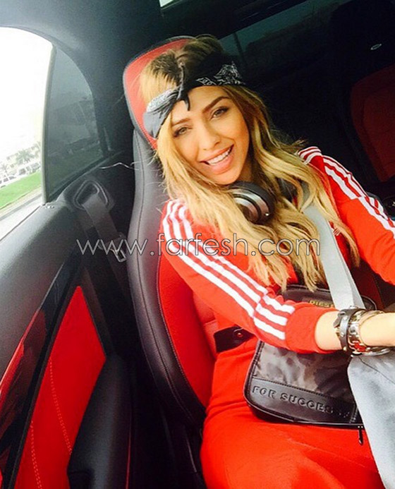 نايا صاحبة فيديو (بكيفي) تنفي اهانتها الصليب، وهل فعلا اشهرت اسلامها؟ صورة رقم 8 نايا صاحبة فيديو (بكيفي) تنفي اهانتها الصليب، وهل فعلا اشهرت اسلامها؟ صورة رقم 8