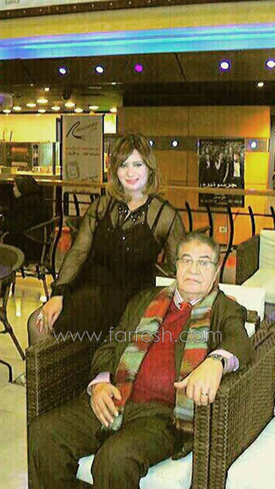صور سارة طارق في سيارتها الحمراء الجديدة هدية زوجها سعيد طرابيك صورة رقم 8 صور سارة طارق في سيارتها الحمراء الجديدة هدية زوجها سعيد طرابيك صورة رقم 8