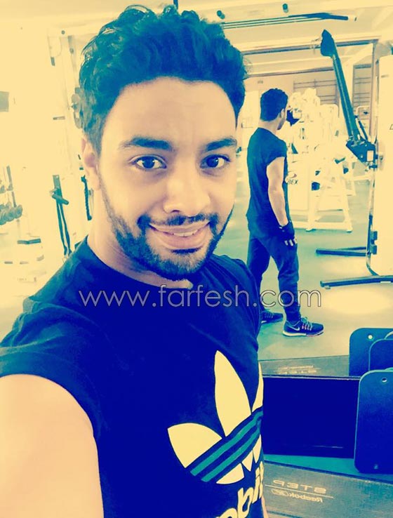 حفل احمد جمال في الاسكندرية: اغماءات بسبب التزاحم وبكاء المعجبات لعدم الوصول اليه صورة رقم 10 حفل احمد جمال في الاسكندرية: اغماءات بسبب التزاحم وبكاء المعجبات لعدم الوصول اليه صورة رقم 10