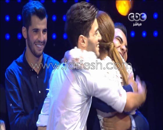صور وفيديو نوال الزغبي تشعل مسرح ستار اكاديمي مع دينا وشانتال وإلغاء البث في لبنان صورة رقم 14 صور وفيديو نوال الزغبي تشعل مسرح ستار اكاديمي مع دينا وشانتال وإلغاء البث في لبنان صورة رقم 14