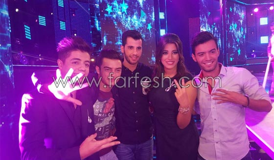 صور وفيديو نوال الزغبي تشعل مسرح ستار اكاديمي مع دينا وشانتال وإلغاء البث في لبنان صورة رقم 12 صور وفيديو نوال الزغبي تشعل مسرح ستار اكاديمي مع دينا وشانتال وإلغاء البث في لبنان صورة رقم 12