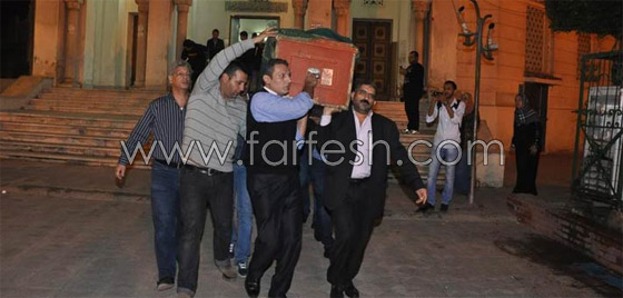 تغيب الفنانين عن المشاركة في جنازة الفنان الراحل سعيد طرابيك صورة رقم 5 تغيب الفنانين عن المشاركة في جنازة الفنان الراحل سعيد طرابيك صورة رقم 5