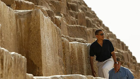 صور مشاهير زاروا الاهرامات من بينهم الاميرة ديانا، شاكيرا، ميسي، اوباما وبيونسيه صورة رقم 6 صور مشاهير زاروا الاهرامات من بينهم الاميرة ديانا، شاكيرا، ميسي، اوباما وبيونسيه صورة رقم 6