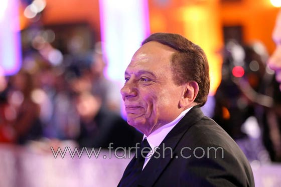 فيديو عادل امام في شرم الشيخ يحرج مراسل ويتعالى عليه! صورة رقم 5 فيديو عادل امام في شرم الشيخ يحرج مراسل ويتعالى عليه! صورة رقم 5